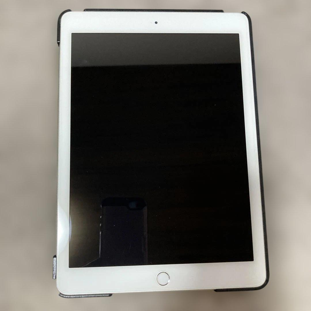 Apple iPad (第6世代) 32GB