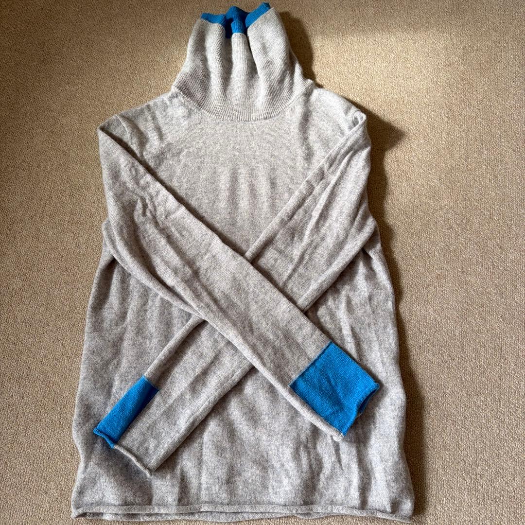 ギャルリーヴィー スコットランドカシミヤ タートルネックプルオーバー