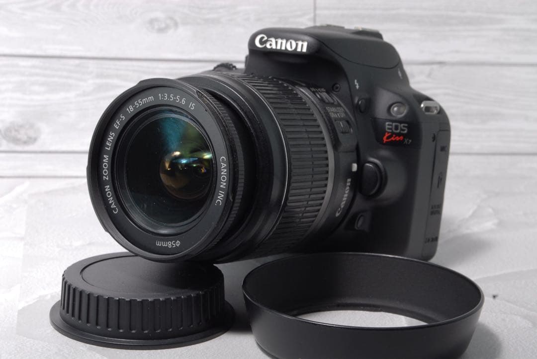❤️Canon EOS Kiss X7 18-55mm IS スマホ転送可能