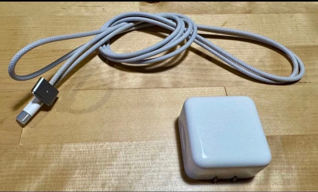 ふ*こ様 MacBook Air M2 16GB 512GB 2022