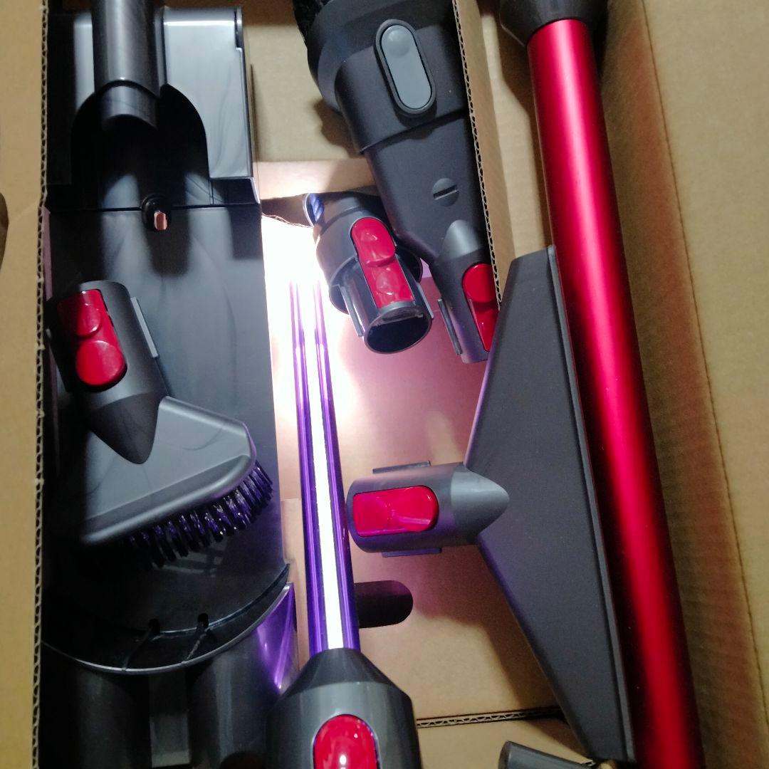 稼働中＆本日限り充電器付きＬＥＤノズル付V8 純正Slimスティッククリーナー