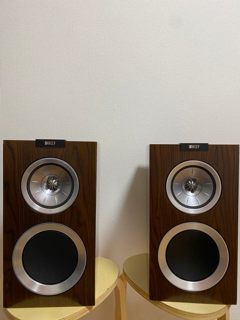 KEF R300 3ウェイスピーカー ウッド仕上げ