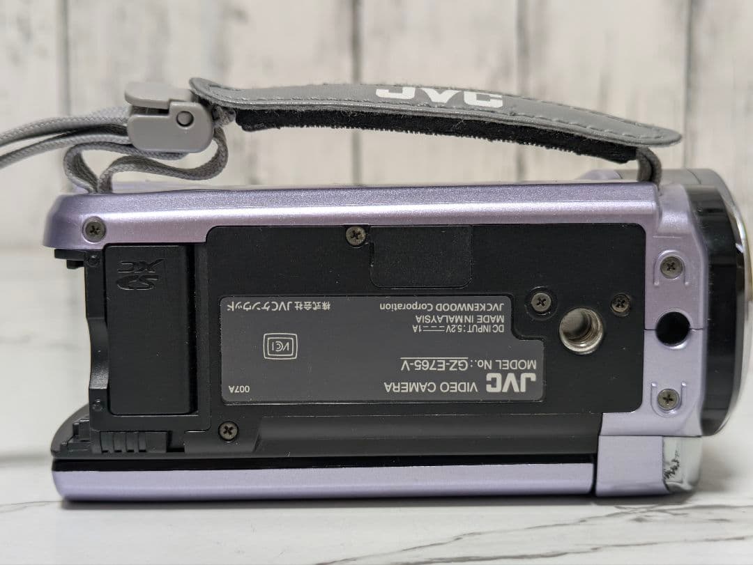 JVC　GZ-E765
