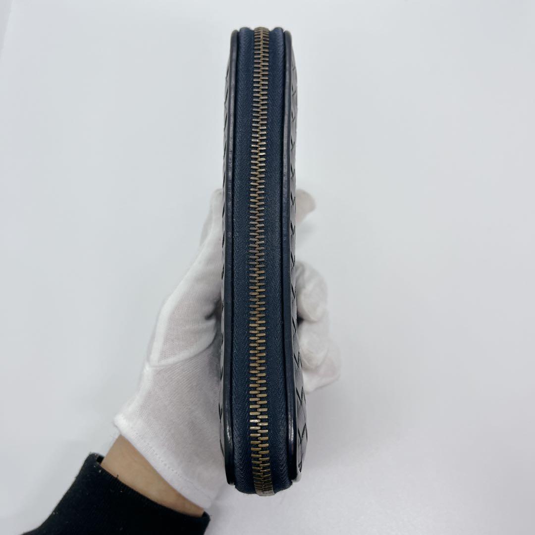 【美品】Bottega Veneta ネイビー イントレチャート 長財布