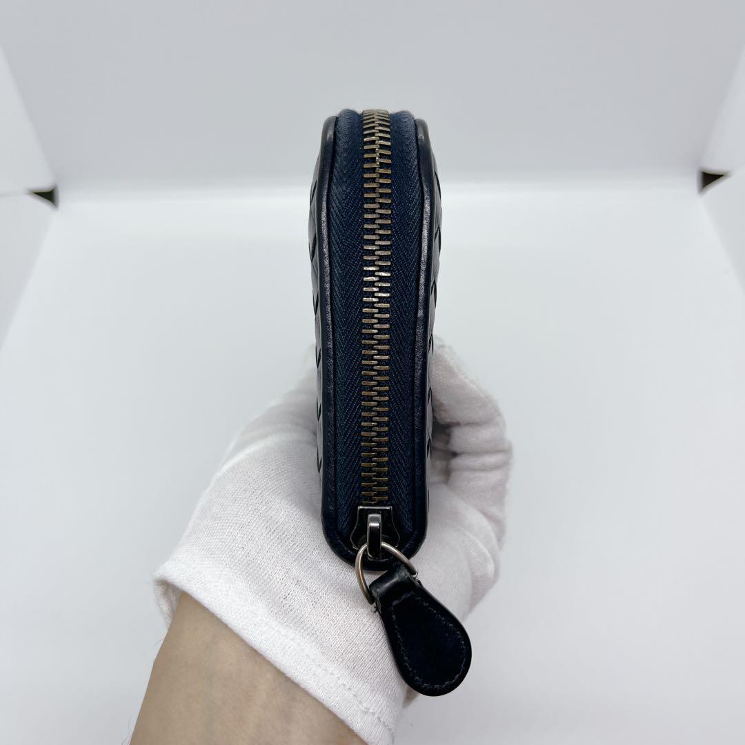 【美品】Bottega Veneta ネイビー イントレチャート 長財布