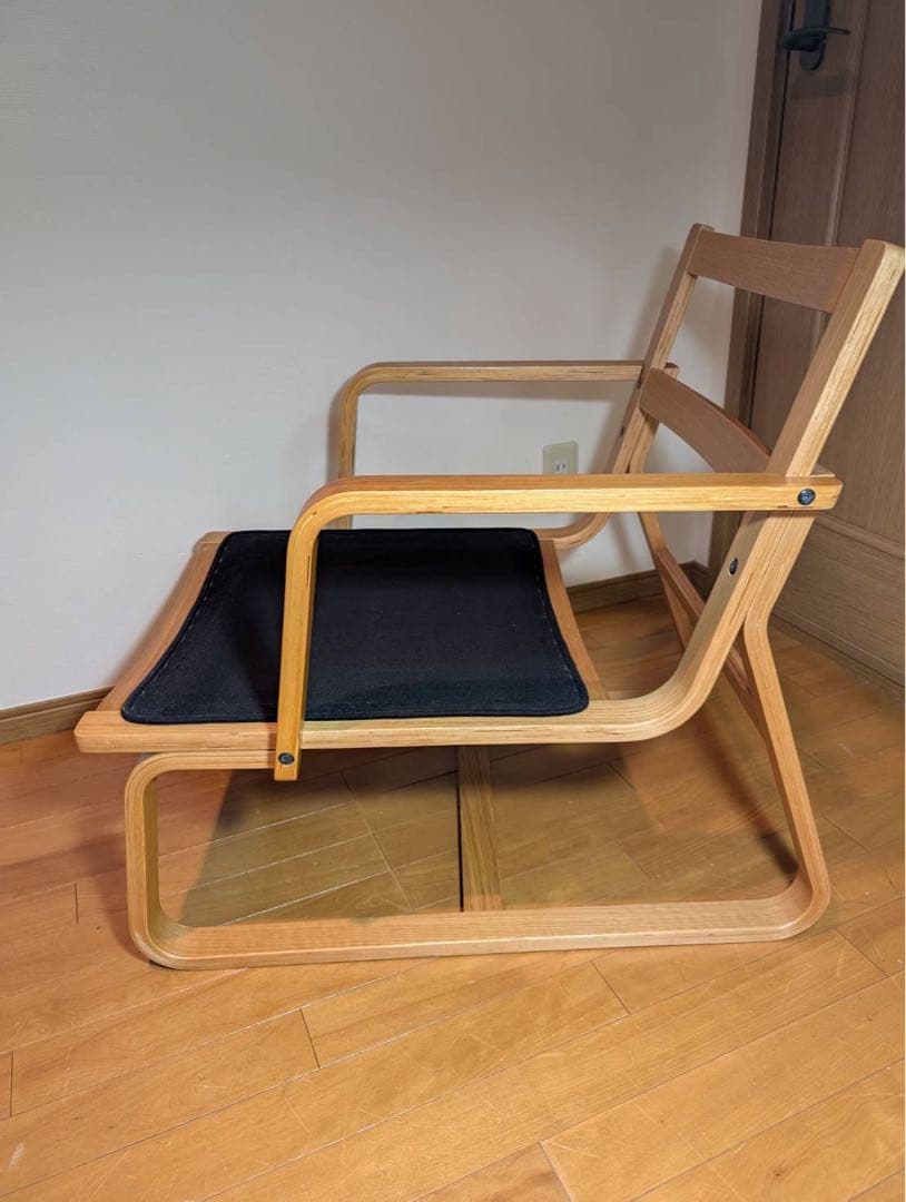 ■送料込■無印良品リビングでもダイニングでもつかえるソファチェア 椅子アーム