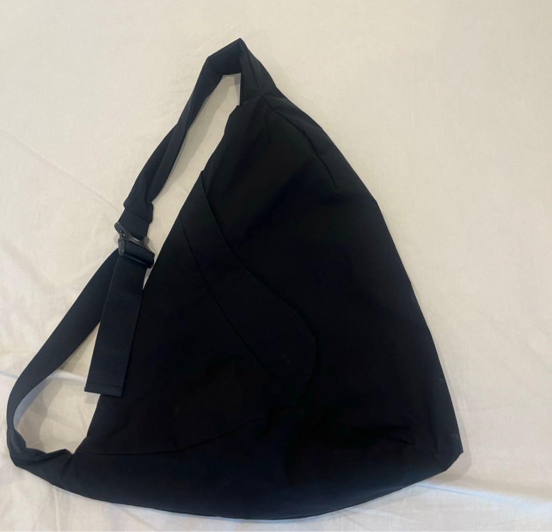 ryaw Four BAG 黒 メッセンジャーバッグ