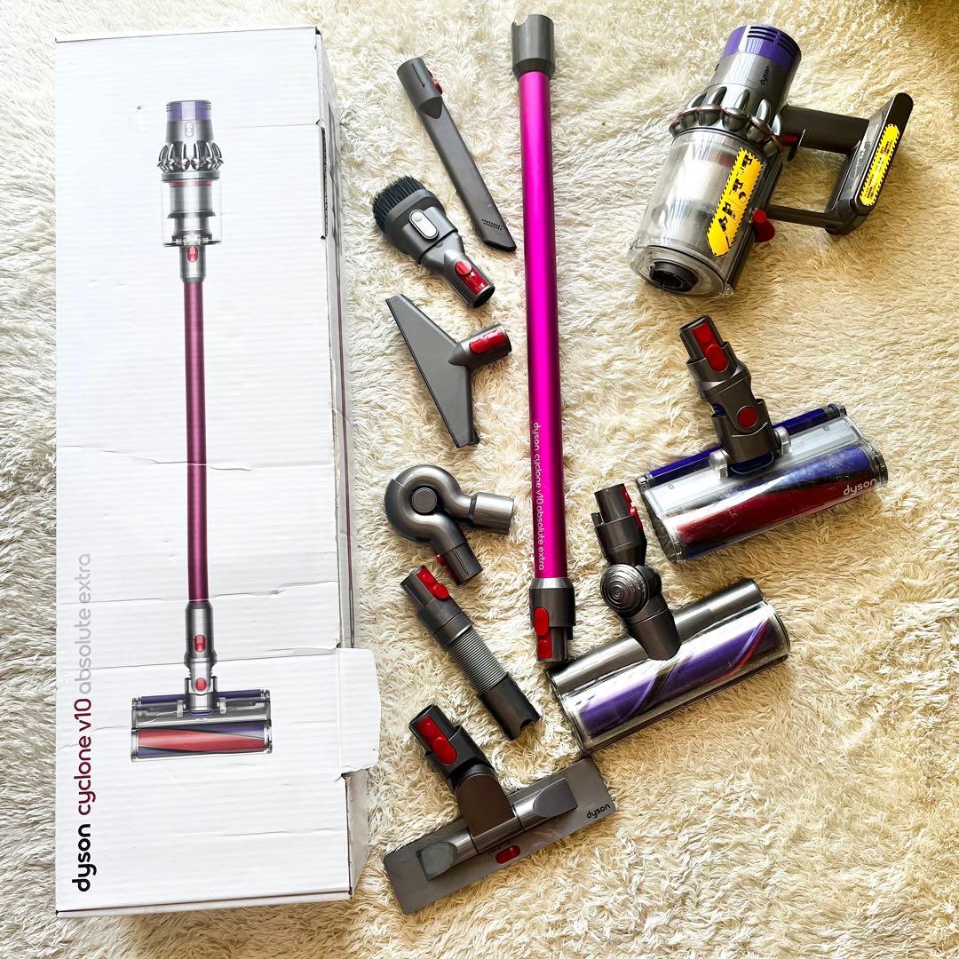 ジャンク　ダイソン　dyson cyclone v10 本体・オプション・充電器