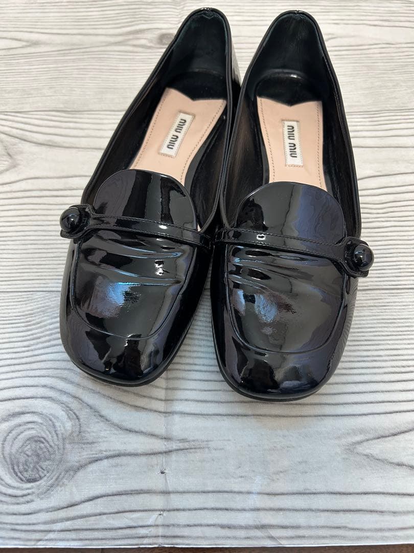 miumiu フラットパンプス　37ハーフ