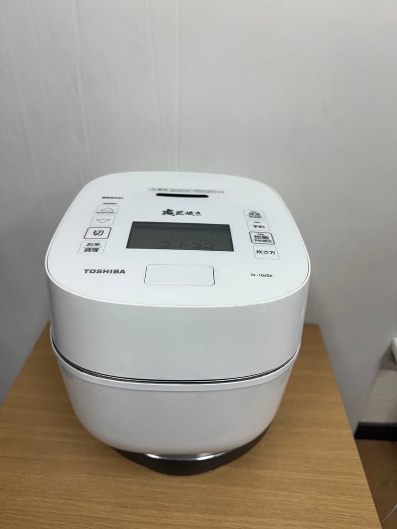 TOSHIBA 真空圧力IH炊飯器 RC-10VSR ホワイト