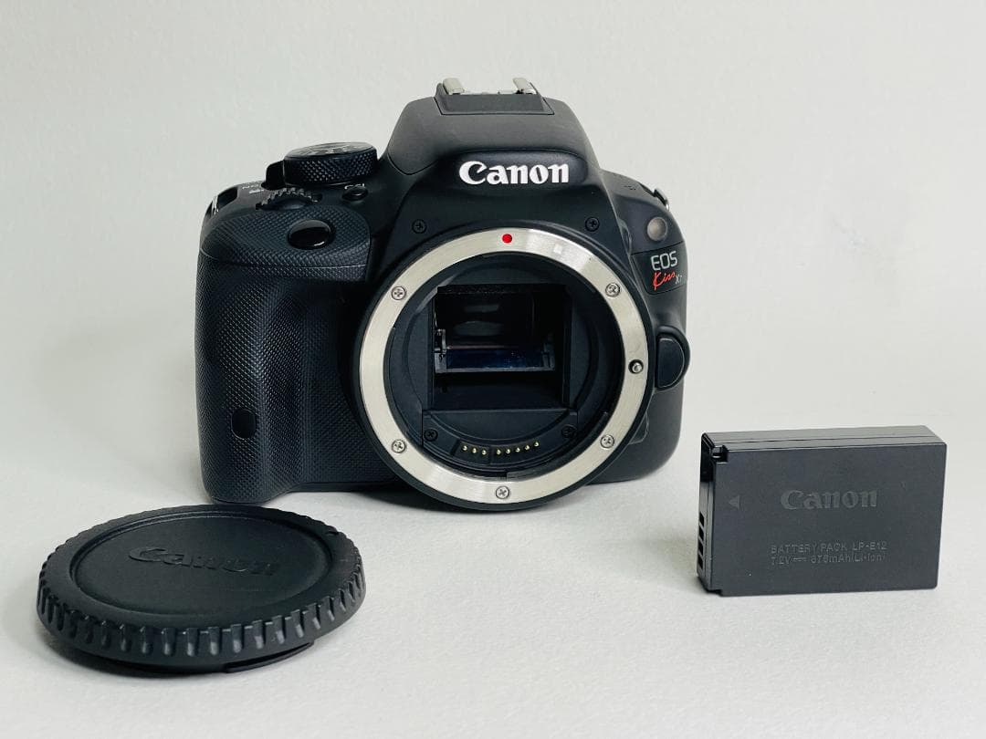 ☆ほぼ新品★ショット数356回★ キヤノン Canon EOS Kiss X7