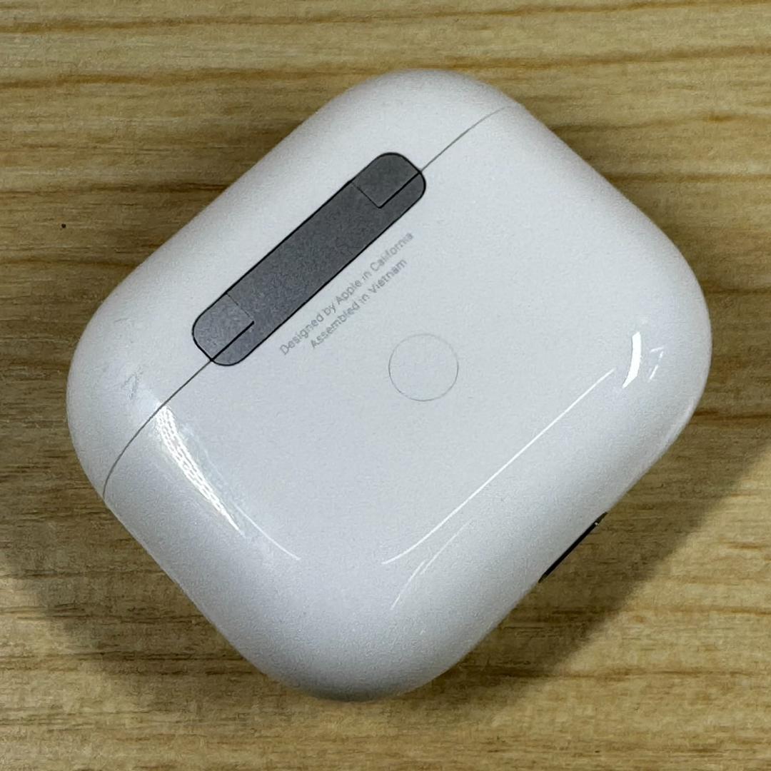 763 Apple Air Pods 第3世代