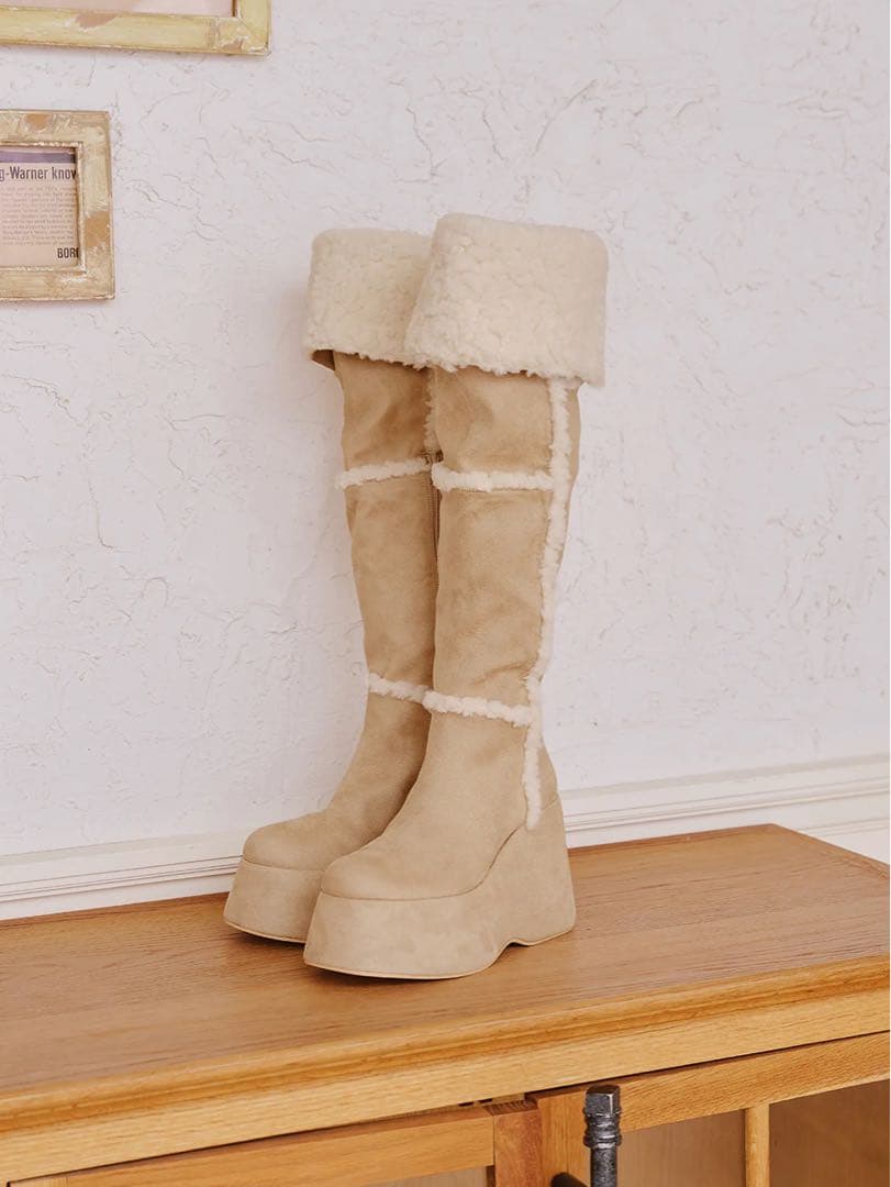 ダーリッチ フェイクムートンニーハイブーツ L アイボリー