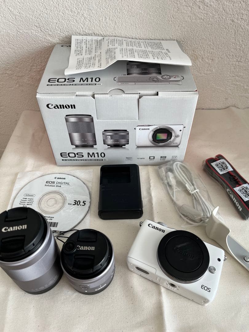 Canon EOSM10 ダブルレンズキット ホワイト