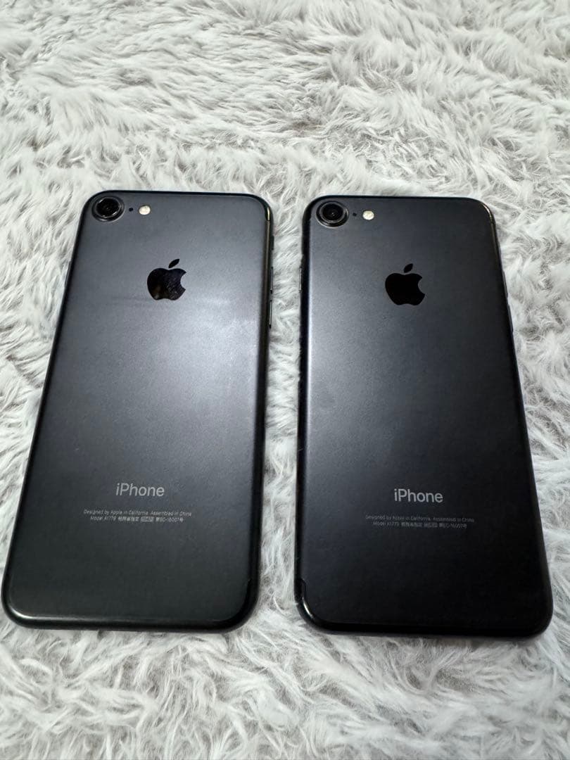 iPhone 7 ブラック 2台セット　32GB 128GB