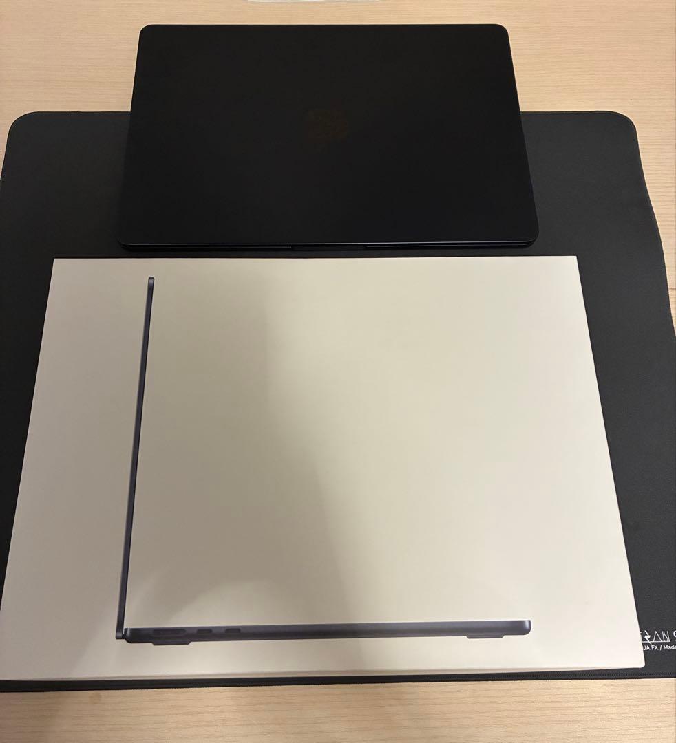 MacBook Air m2 2022 8GB 256GB ミッドナイト