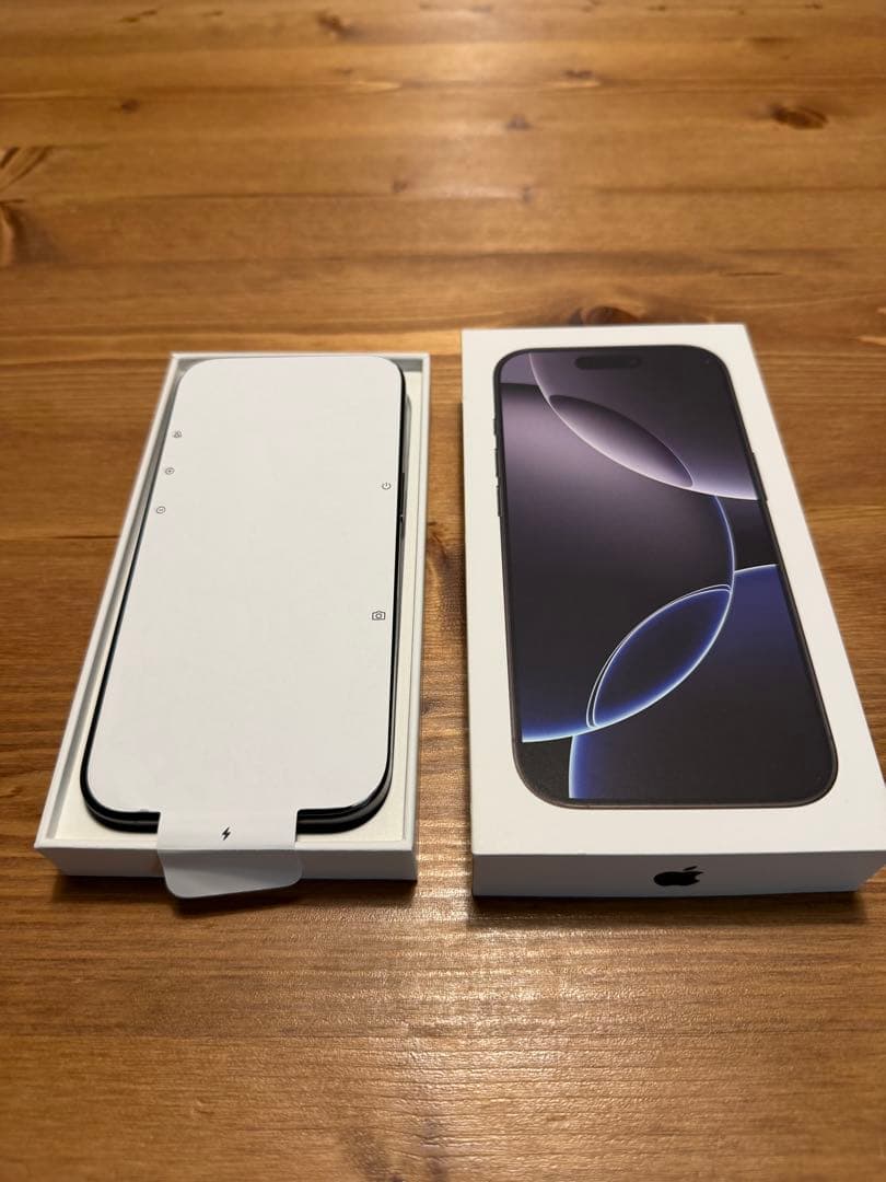 【極美品】iPhone 16pro アイフォーン16 プロ 128GBブラック