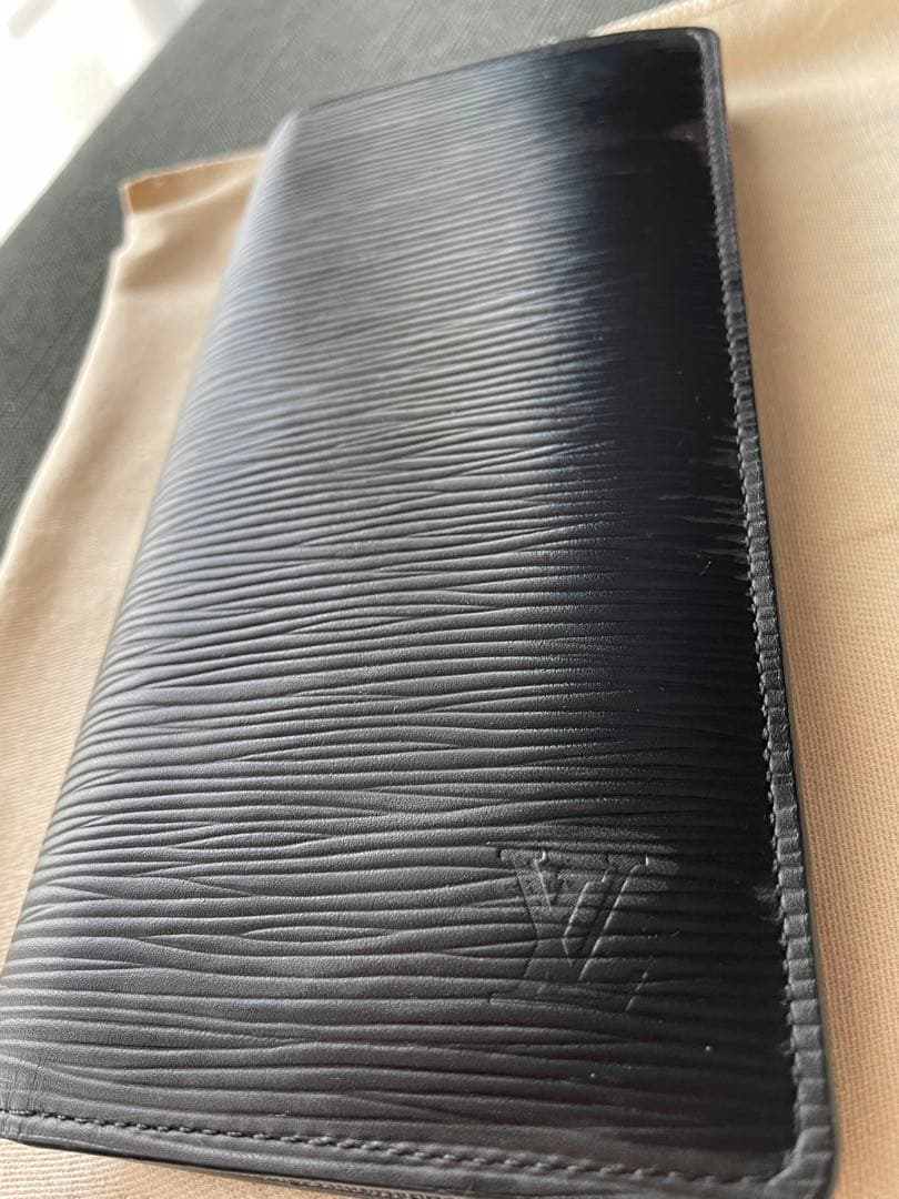 C*K様 Louis Vuitton エピ　ポルトフォイユ・ブラザ(M60
