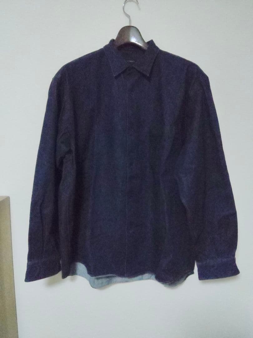 美品　COMOLI ダークブルー デニムシャツ