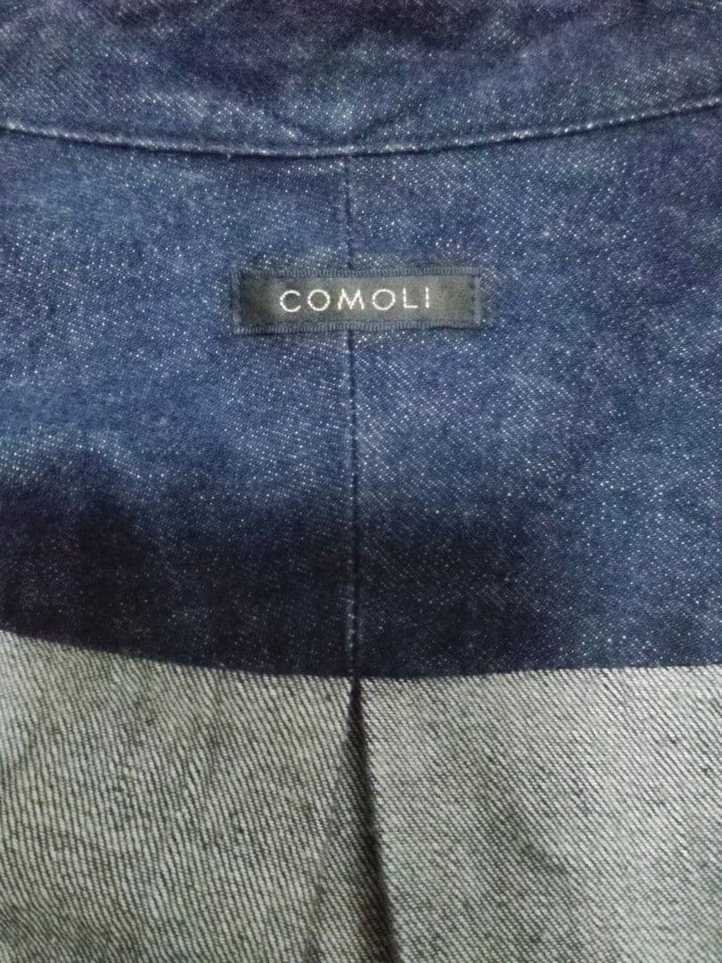 美品　COMOLI ダークブルー デニムシャツ