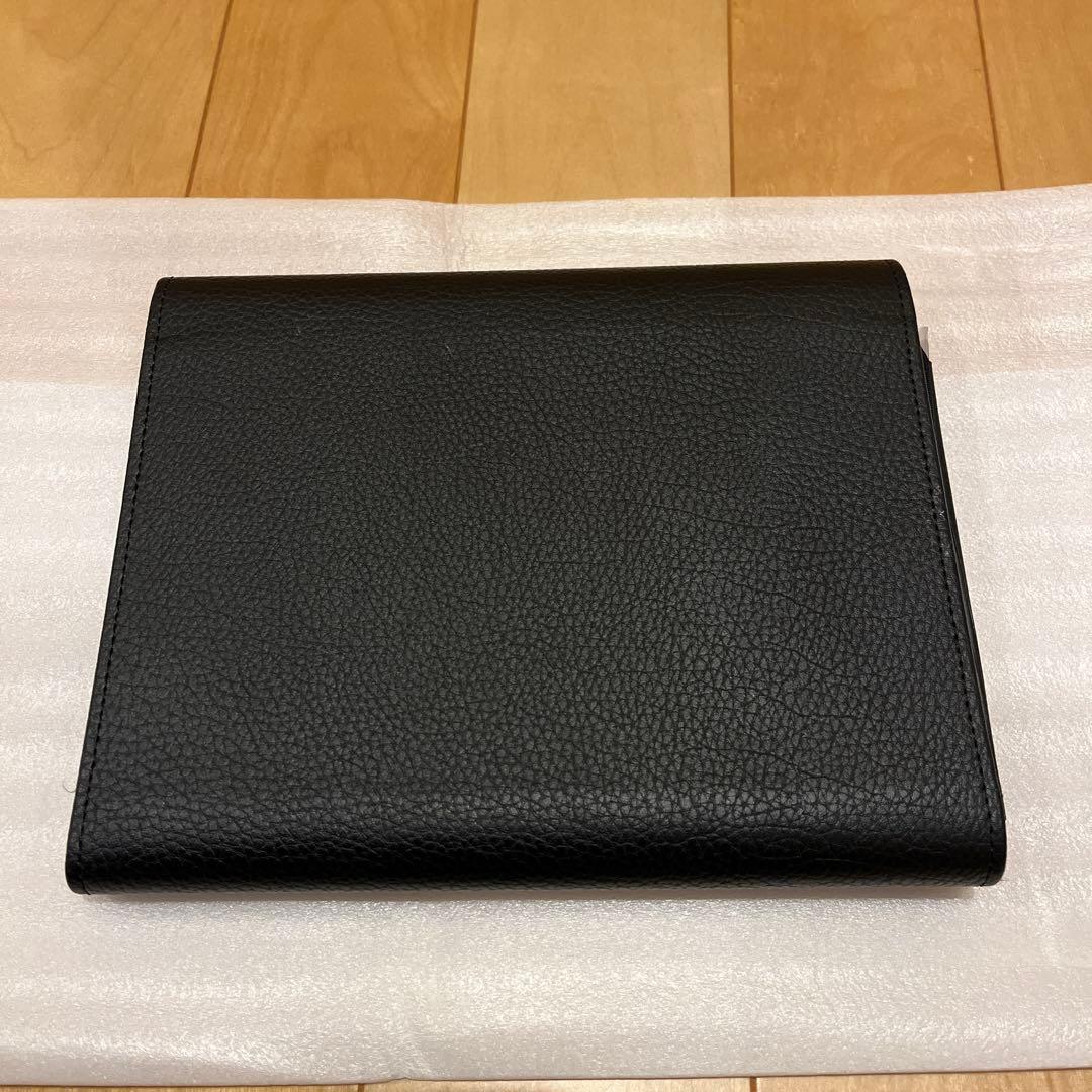 レヴォーグ レザー　車検証ケース