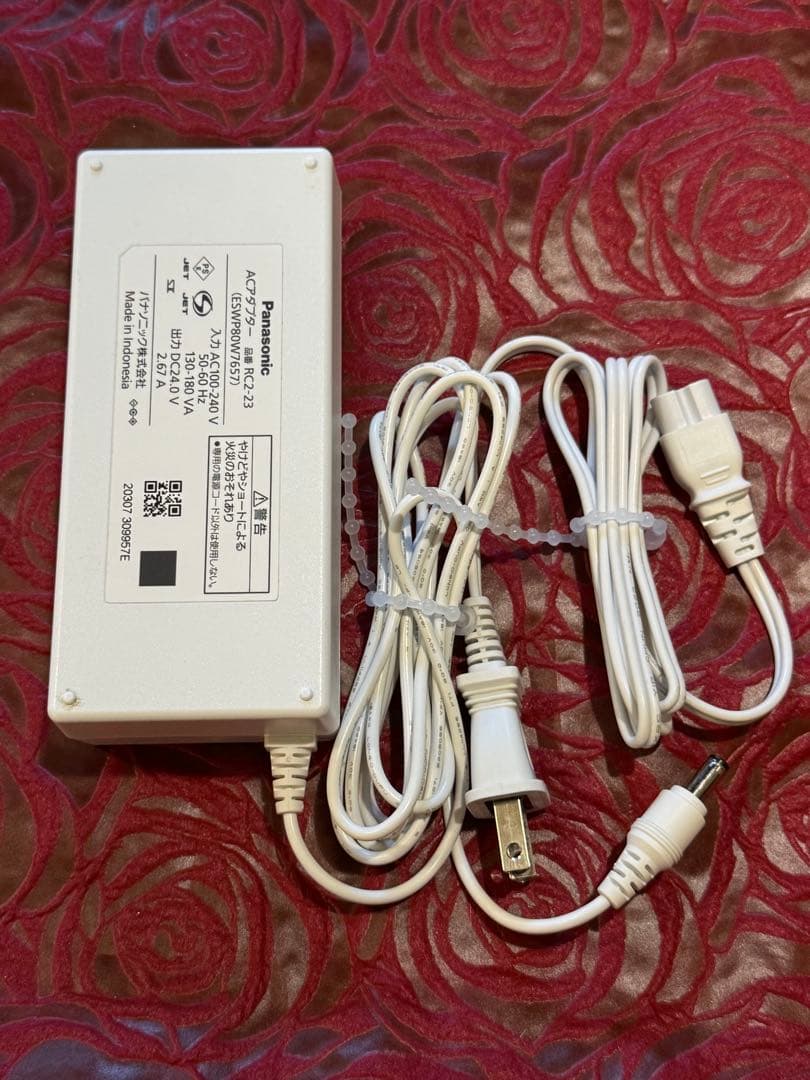 Panasonic LED美顔器 ケース付き