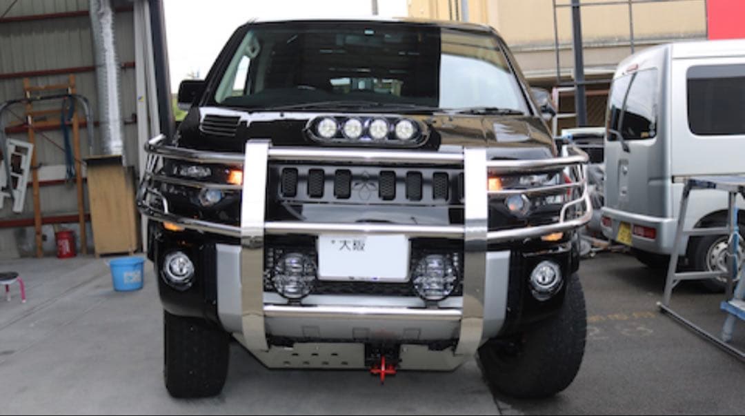 三菱 デリカD:5 フロントガードバー ブルバー ステンレス 中古