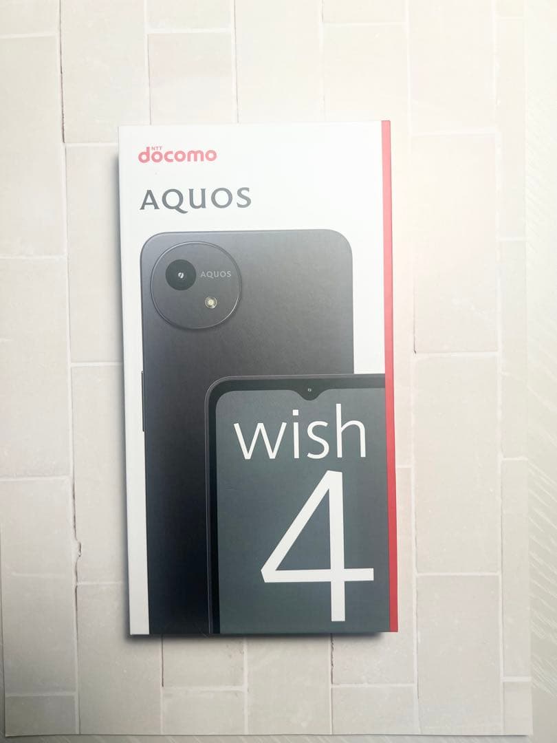 AQUOS wish4 Docomo 本体