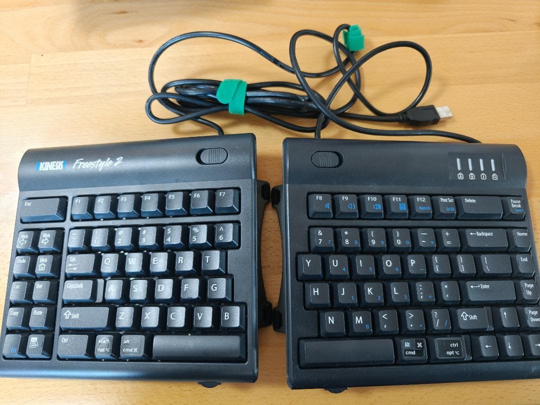 Kinesis Freestyle 2 + VIP3 純正スタンド