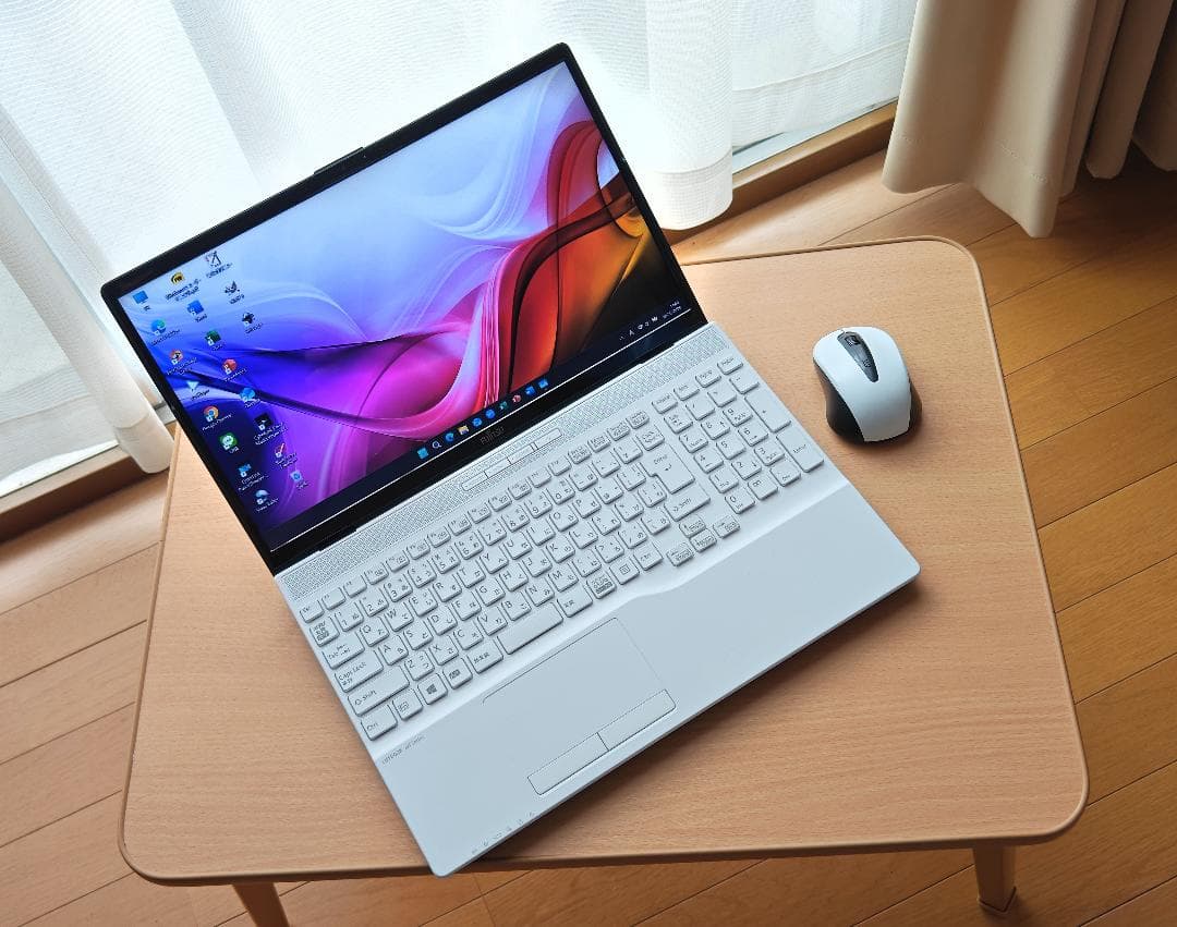 Fujitsu Lifebookノートパソコン