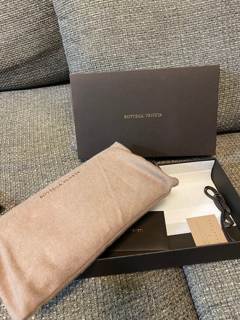 ボッテガヴェネタ付属品全てあります☆最終値下げ超美品！ボッテガヴェネタ長財布