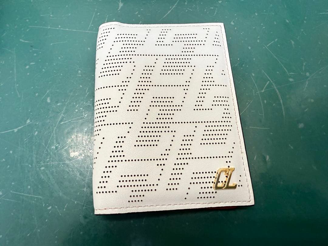 Christian Louboutin 名刺入れ ホワイト