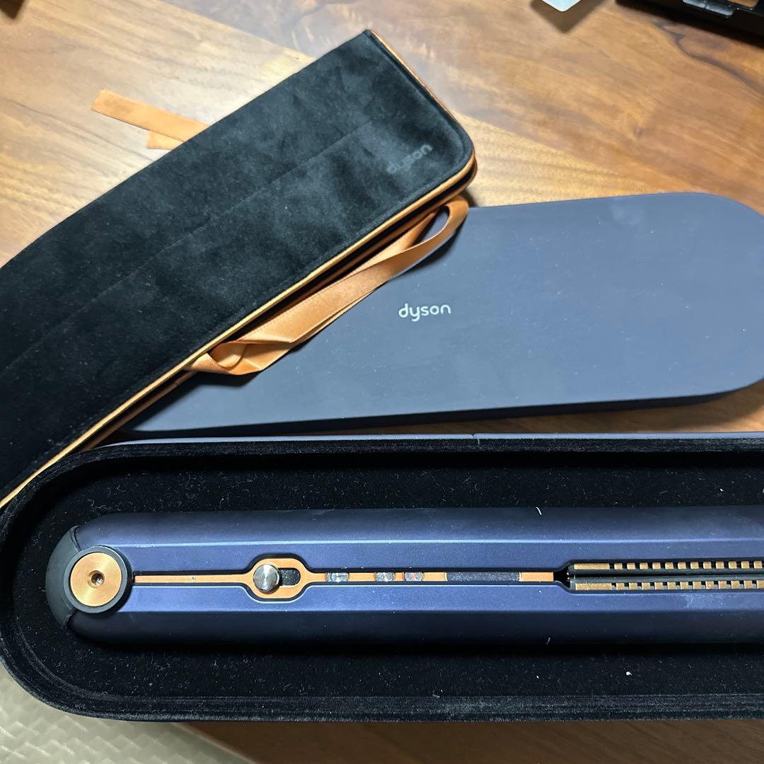 ダイソン　コードレスストレートアイロン　P8V-JP-PJJ0289A