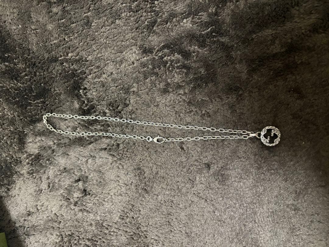 GUCCI シルバー ネックレス リングチャーム付き