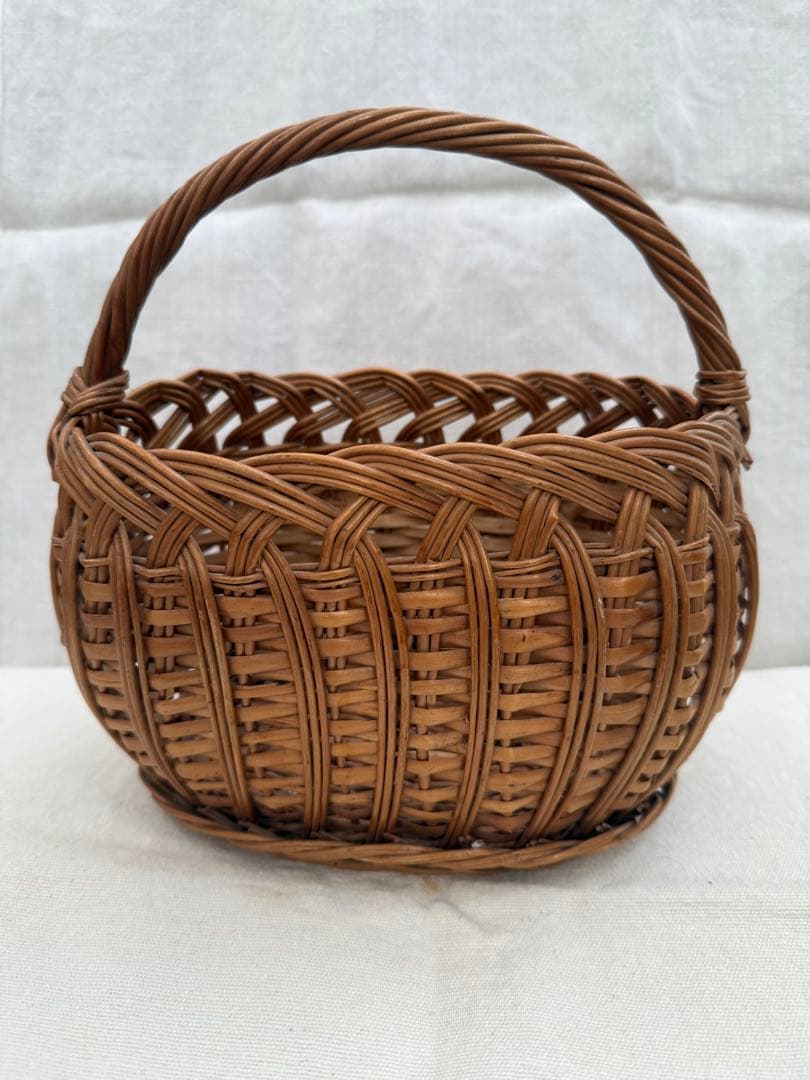 フランス　アンティークパニエ　蚤の市