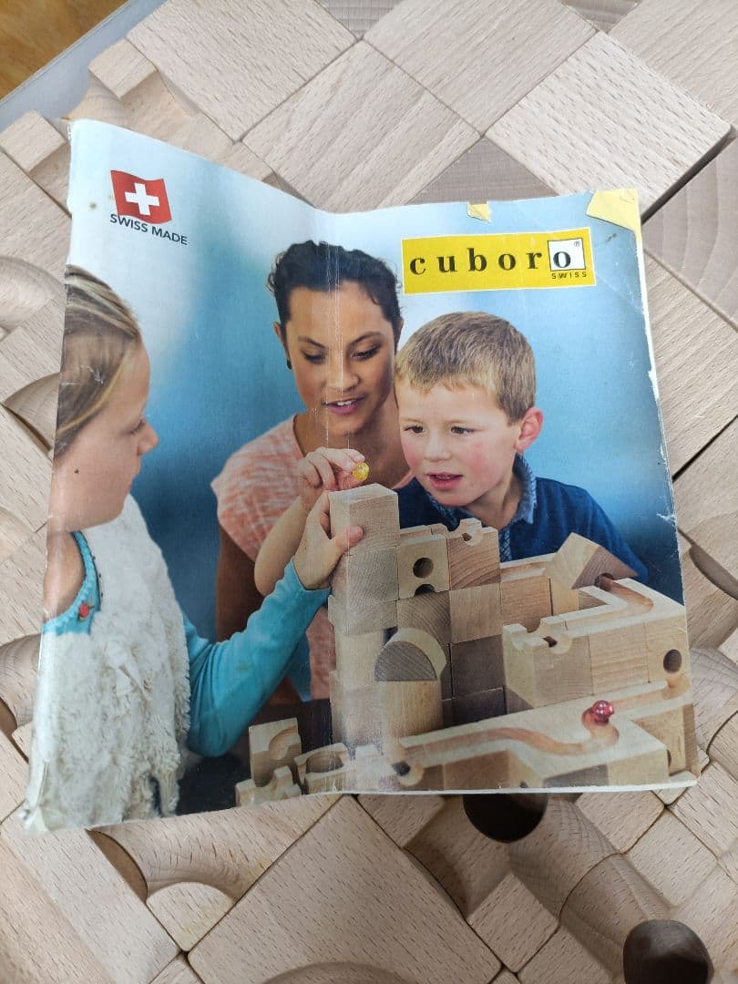 美品キュボロ スタンダード 正規輸入品+互換品（パーツ108個+ビー玉90個付）