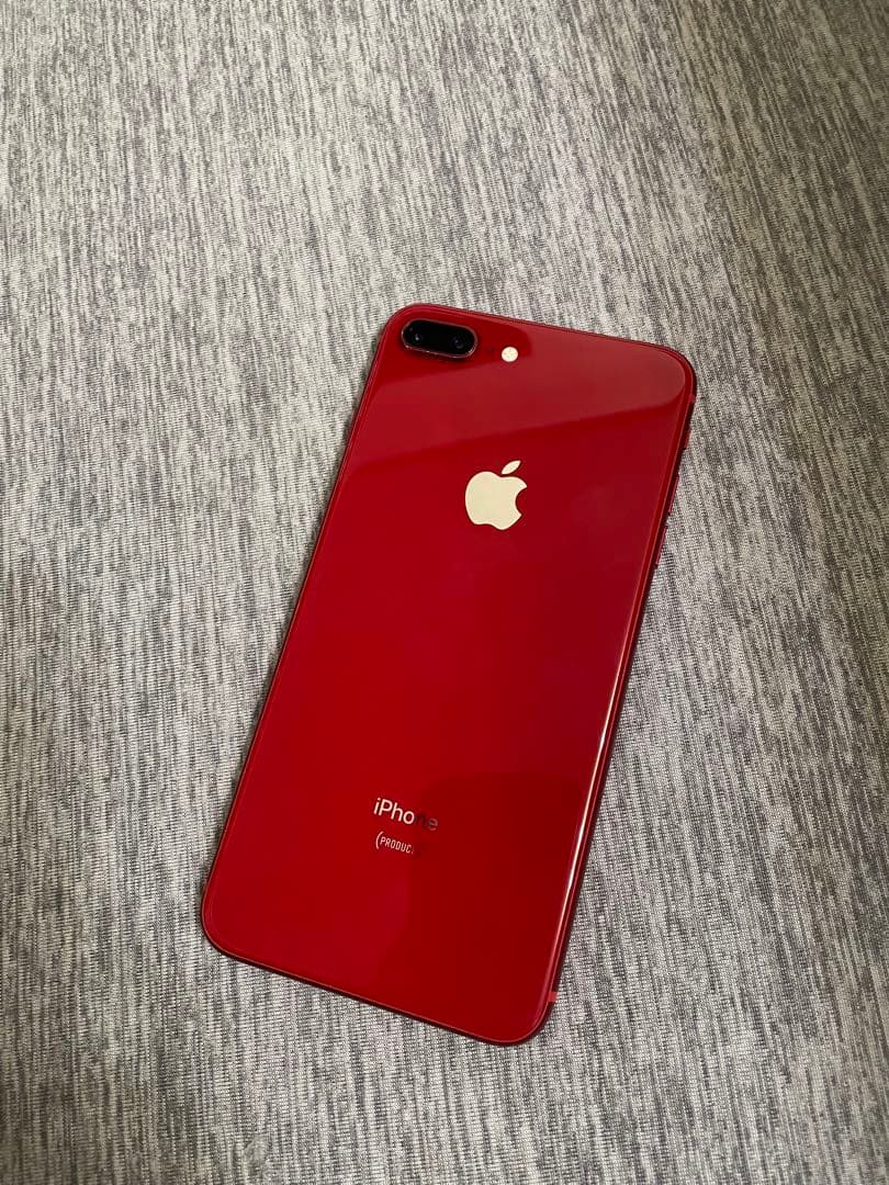 Apple iPhone 8 Plus (レッド) 本体