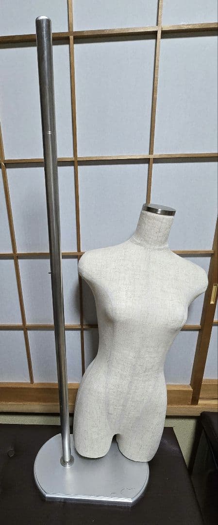 レディーストルソー　マネキン　パンツ着用可　片脚トルソー