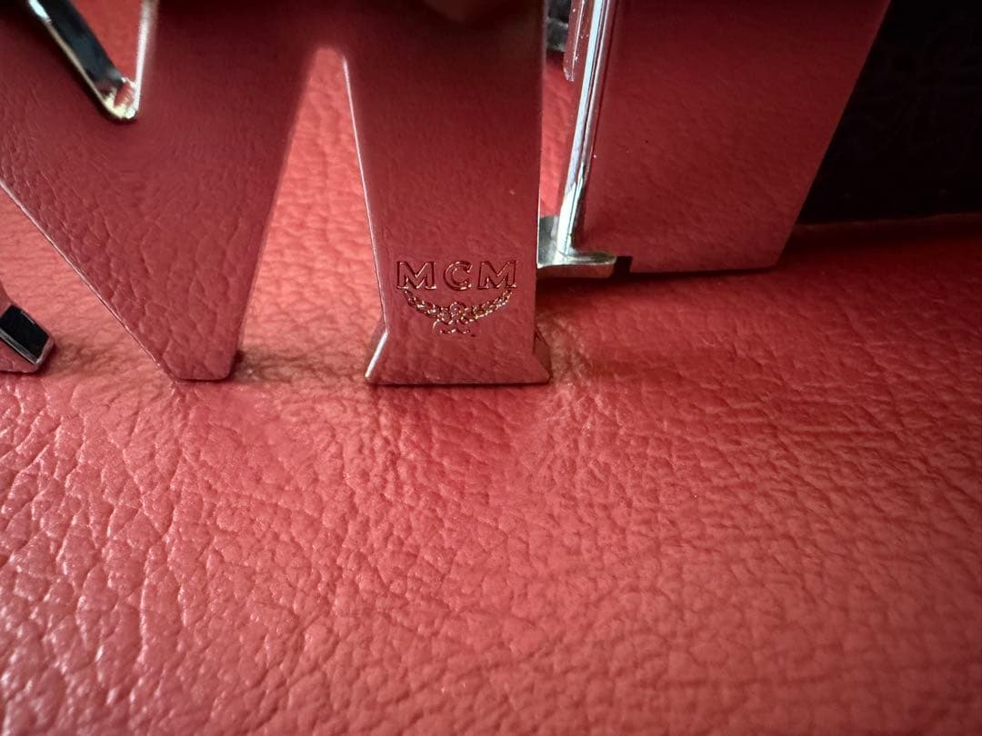 アヒル　MCM ブラック ベルト　新品未使用　115cm drip系