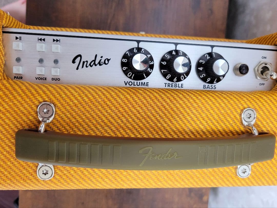 しーちゃん　Fender Indio2 TWEED