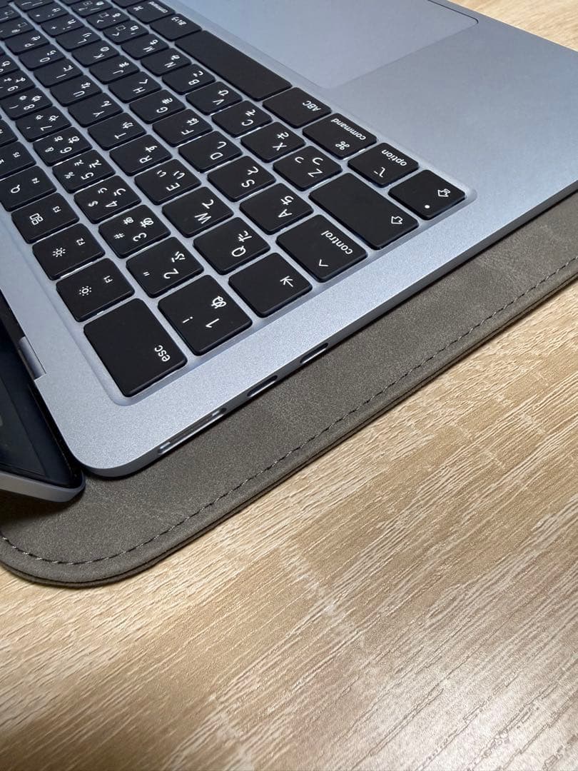 【ほぼ未使用】MacBook Air M4 16GB 256GB スカイブルー