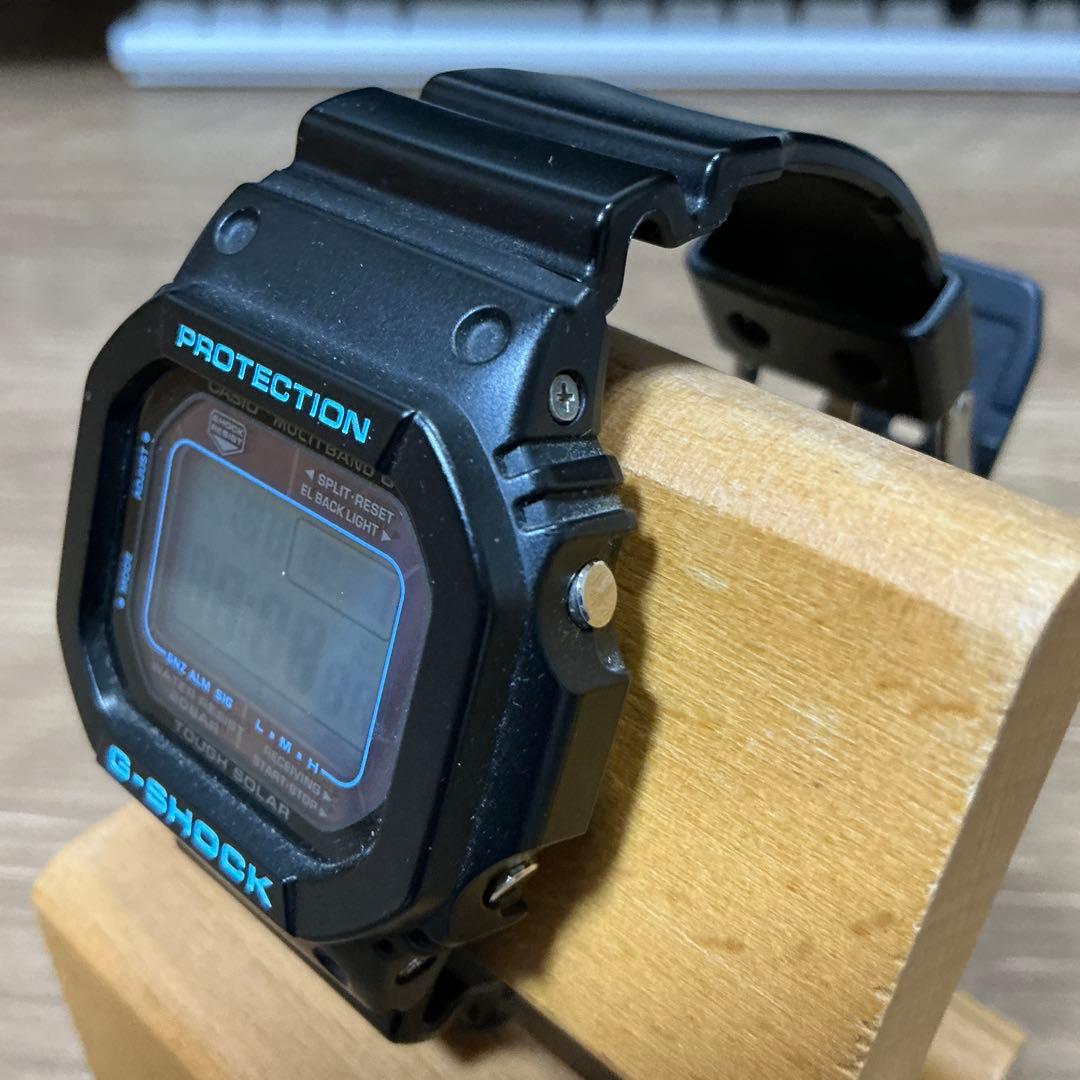 電波ソーラー　CASIO G-SHOCK ブルー＆ブラック　GW-M5610BA