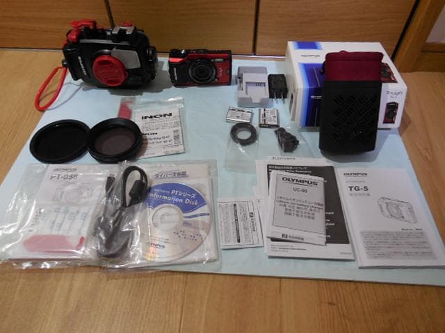 Olympus Tough TG-5デジタルカメラ・防水ケースセット