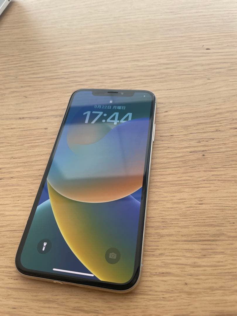 iPhoneX 本体 64GB シルバー