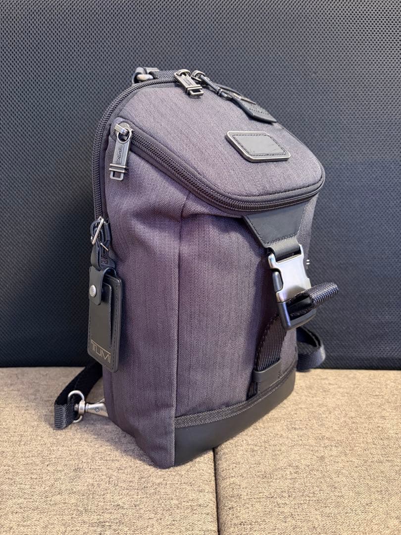 h*o様 TUMI 2223404CHRO Higgings Slinger