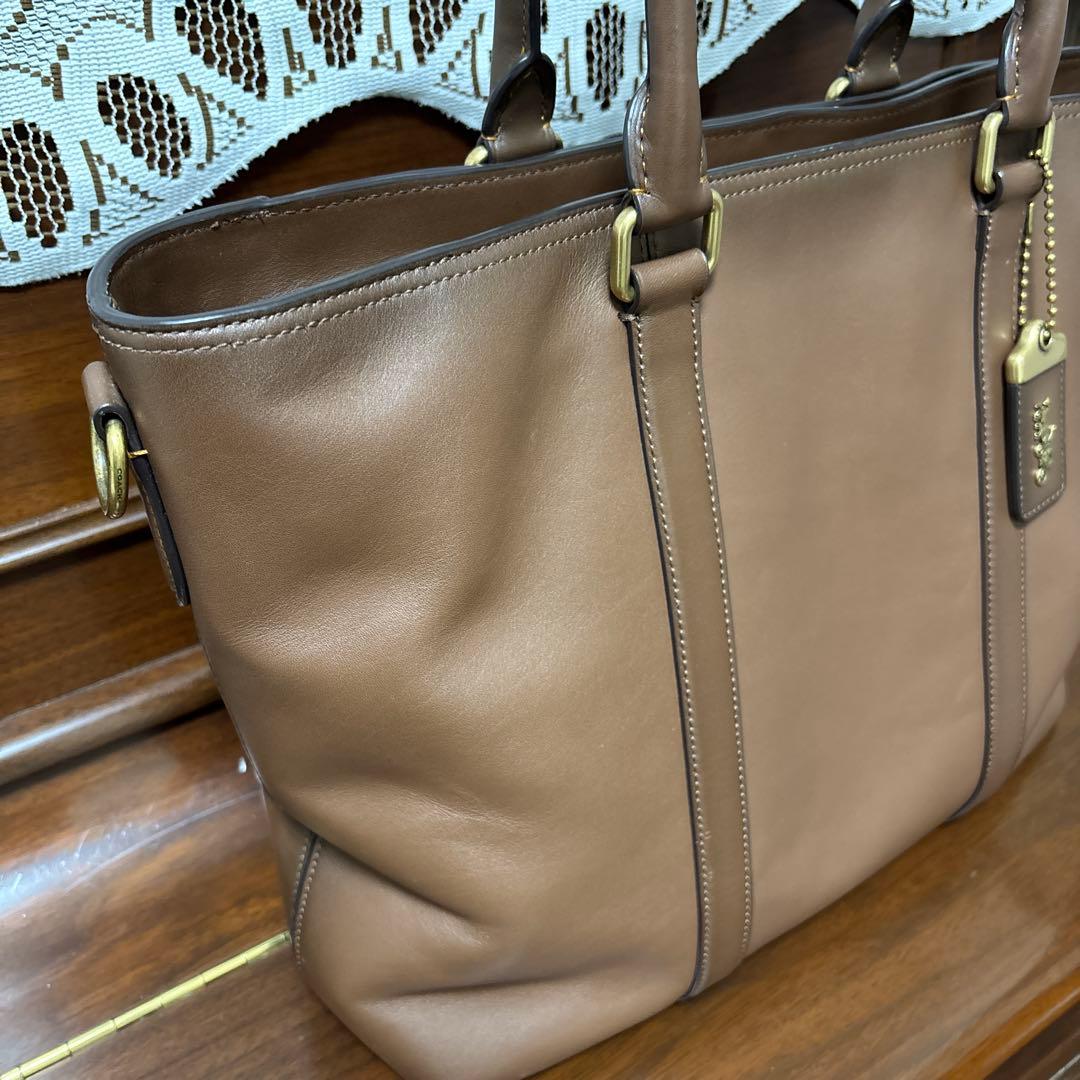 【ブラックフライデーセール】コーチ　メトロポリタン　レザー　トートバッグ　未使用