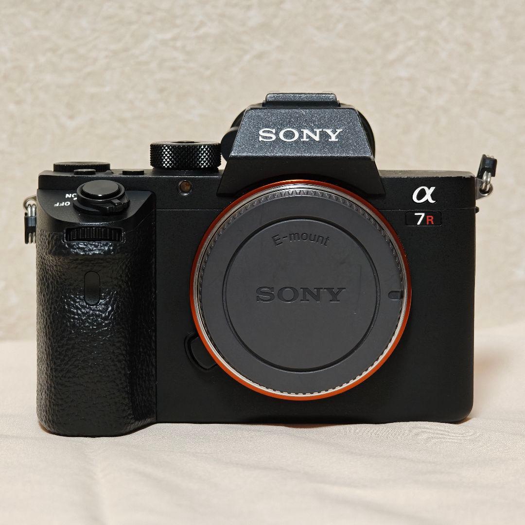 Sony ソニー α7R II（ILCE-7RM2）ボディ　本体　ミラーレス一眼