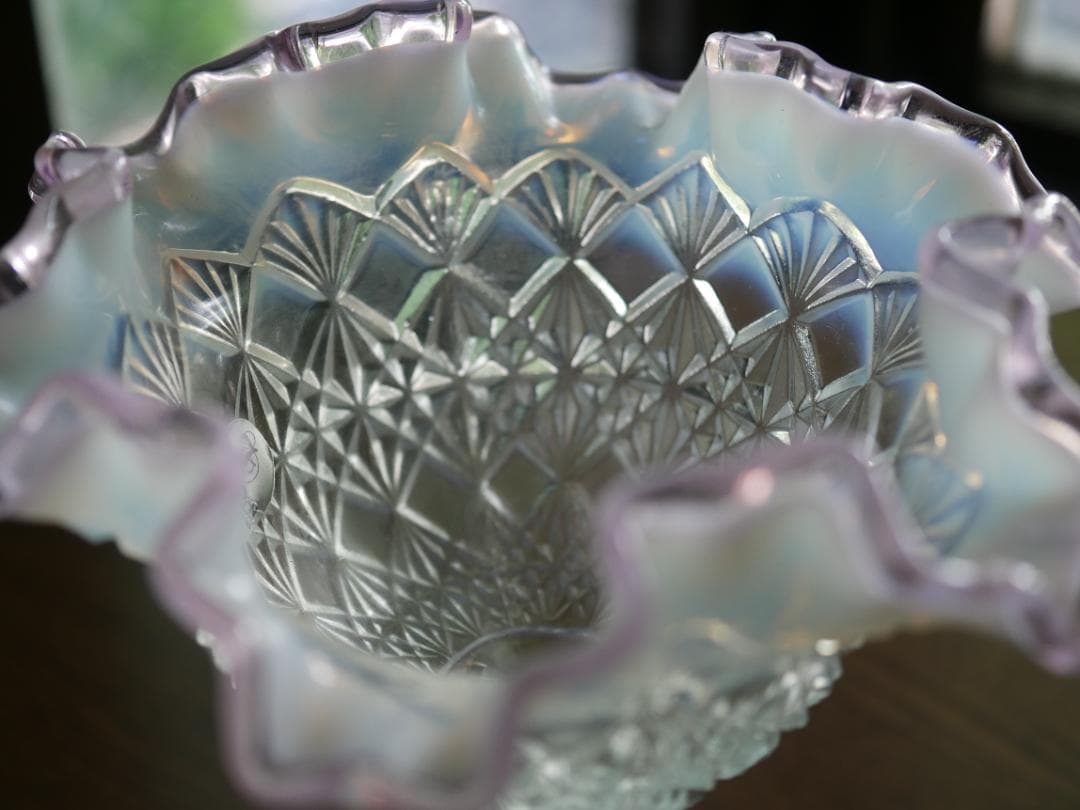 フェントン ピンククレスト Cut & Block オパールセントコンポート