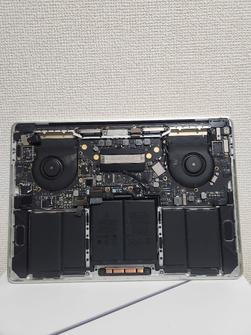 Macbook Pro 2018 A1989 パーツ　ジャンク