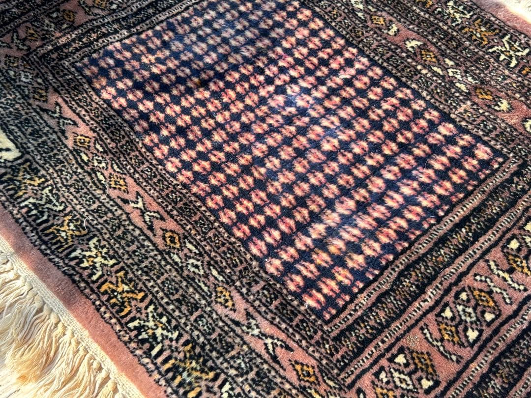 ヴィンテージ　ハンドメイド　ラグ・カーペット•マット